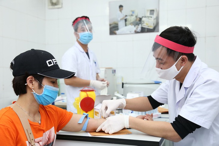 Kiểm tra mỡ máu thường xuyên giúp phòng tránh bệnh (ảnh minh họa).